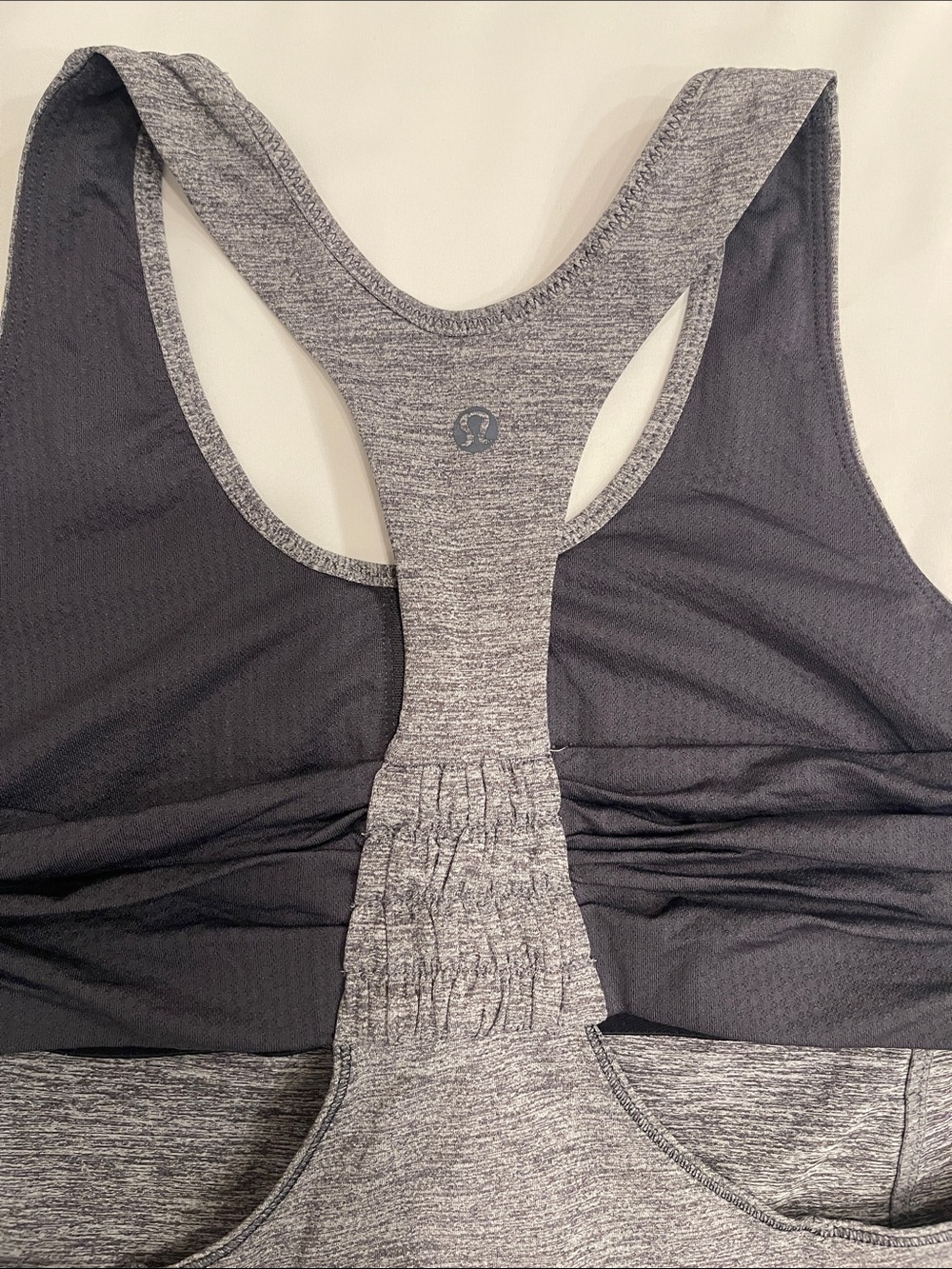 lululemon - Picture 2 of 4
